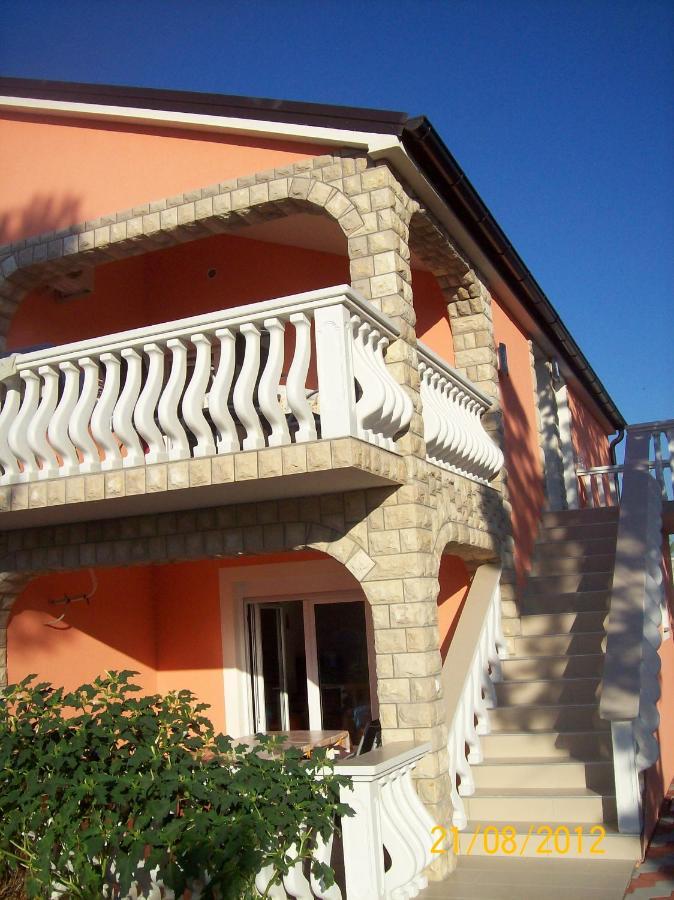Apartments With A Parking Space Vir - 17422 Exterior photo